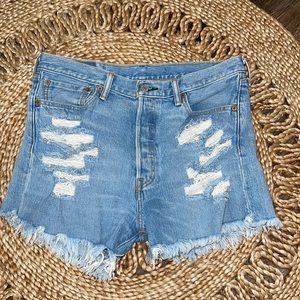 Women’s Levi Shorts